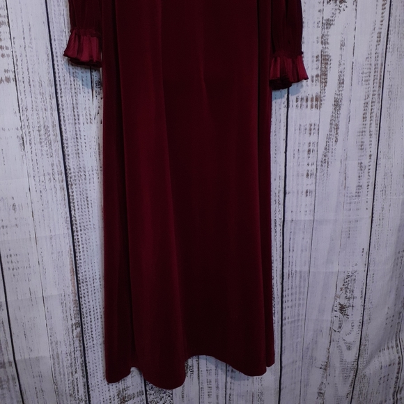 Velour ruby red maxi lounger house dress w ruffles - Picture 11 of 15